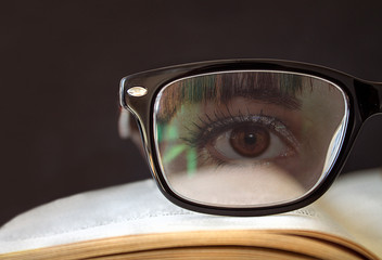 EYEGLASSES