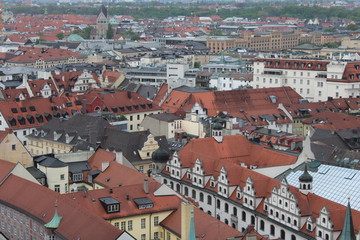 Fototapeta na wymiar View of Munich from the top of the Cathedral of St. Peter