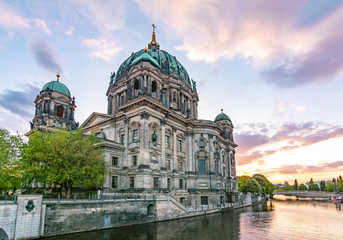 Fototapeta na wymiar Berlin Cathedral (Berliner Dom) at sunset, Germany