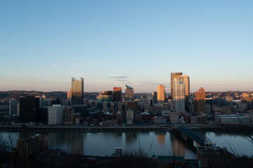 Naklejka premium Pittsburgh downtown view 