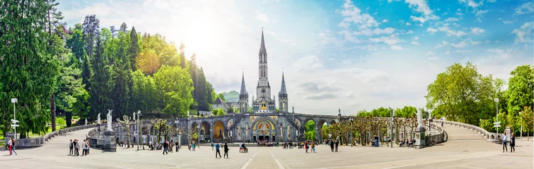 Tuinposter Basilika Notre Dame in Lourdes © by-studio