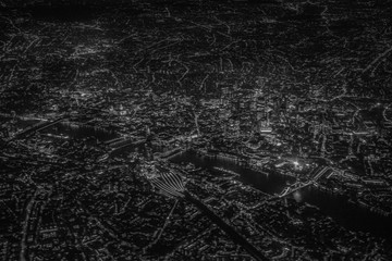 飛行機から見えるロンドンの夜景