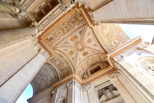 Renaissance Architecture of St. Peter's Basilica, Famous Landmark in Vatican City