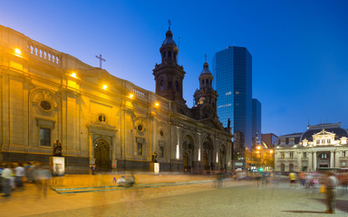 Fototapeta na wymiar Evening view of Plaza de Armas. Santiago, Chile