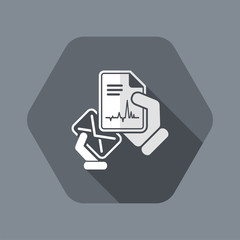 Obraz premium Mail with a medical document