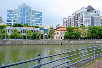 Singapore River Walking Route is suitable for walking, exercising, good weather and beautiful.