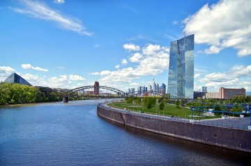 Obraz premium European Central Bank and Skyline of Frankfurt. European Central Bank (ECB) in Frankfurt with skyline and view over the Main