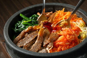 石焼ビビンバ
