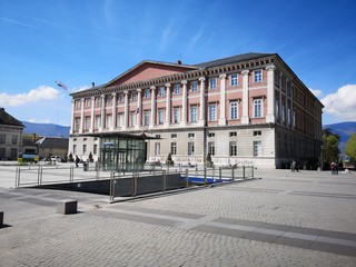 Fototapeta na wymiar Palais de justice de Chambéry - Savoie