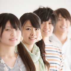 Obraz premium 微笑む大学生