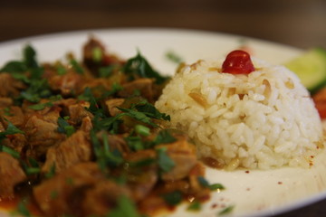 rice with minced meat and vegetables