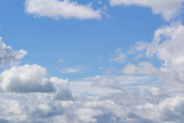 Obraz premium white Cumulus clouds against blue sky