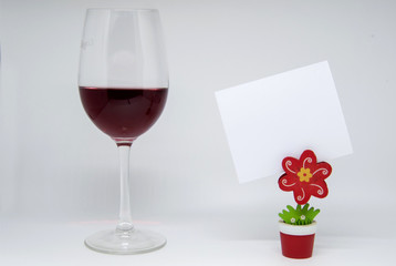 Taça de vinho com espaço para recado