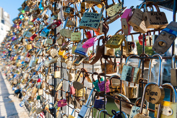 France, Paris, love locks Pont des arts