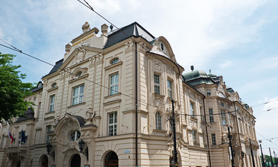 Fototapeta na wymiar Slovak Philharmonic Orchestra Building
