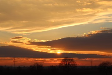 Fototapeta na wymiar Zachód słońca okolice Krakowa