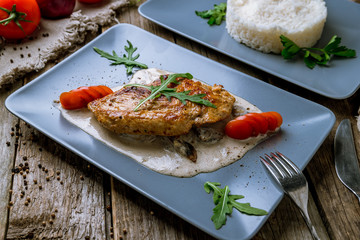 Fried chicken breast with mushroom sause