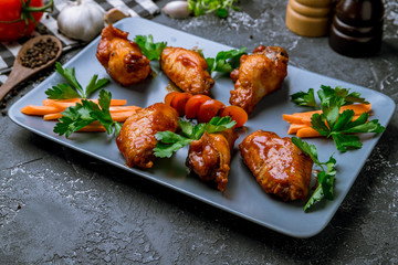 chicken wings in barbecue sauce