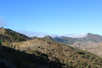 Die schönen und natürlichen Berge und Täler Gran Canarias. Spanien