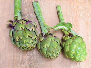 Fototapeta premium fresh artichokes with spices