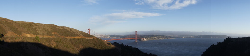 Fototapeta na wymiar Golden Gate Bridge Panorama