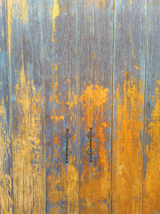 Fototapeta premium Ocre madera cerrada puerta