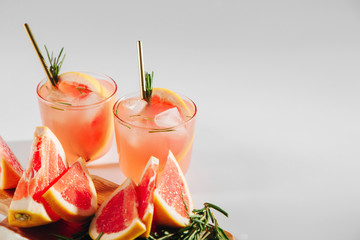 Grapefruit and Rosemary cocktail.  Refreshing and non-alcoholic drink perfect for spring or summer.