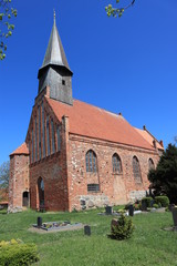 Fototapeta na wymiar St. Johanneskirche in Schaprode