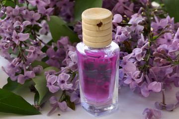 lilac flower essence ; Syringa vulgaris