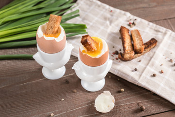 Perfect soft boiled eggs withcroutons