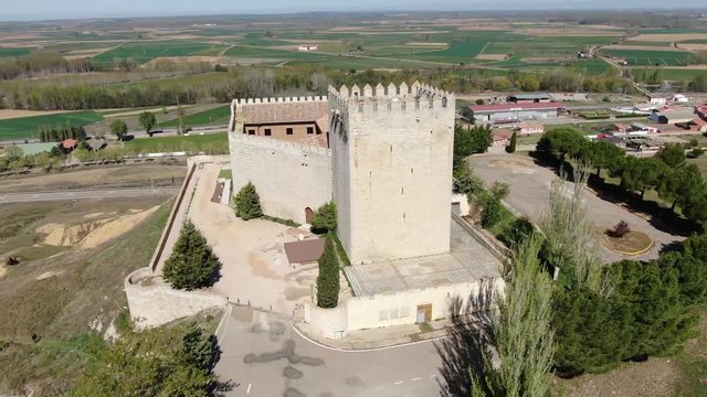 A castle in the countryside, Monzon3