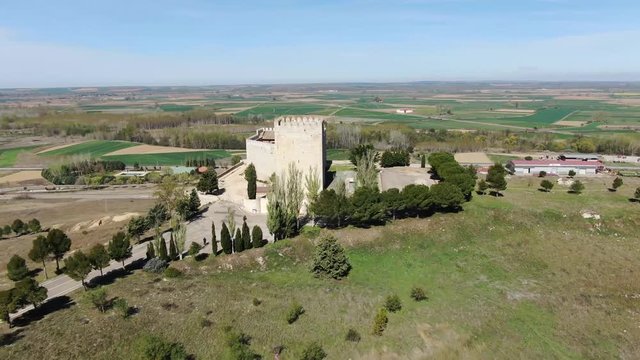 A castle in the countryside, Monzon4