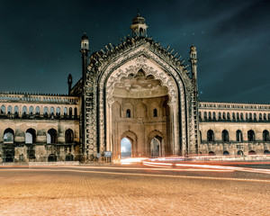 Fototapeta premium Night scene of rumi darwaza, lucknow