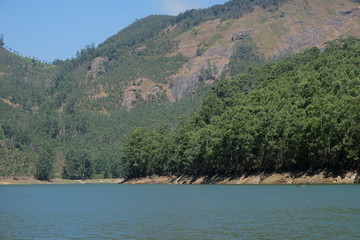 lac près de munnar, kerala, inde