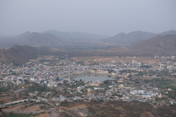 Le lac de Pushkar, ville sainte en inde
