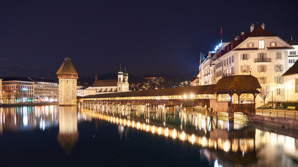Fototapeta premium Chapel Bridge in night view