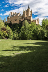 Fototapeta na wymiar The famous alcazar castle of Segovia (Spain)