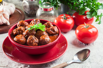 Meatballs with tomato sauce