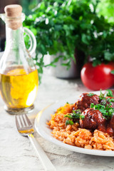 Meatballs with red rice