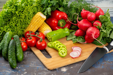 Fresh and raw vegetables