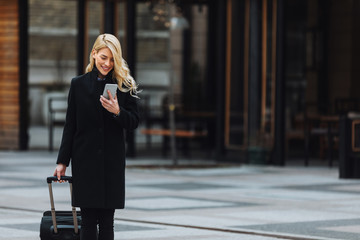 Fototapeta premium Good company is just a call away