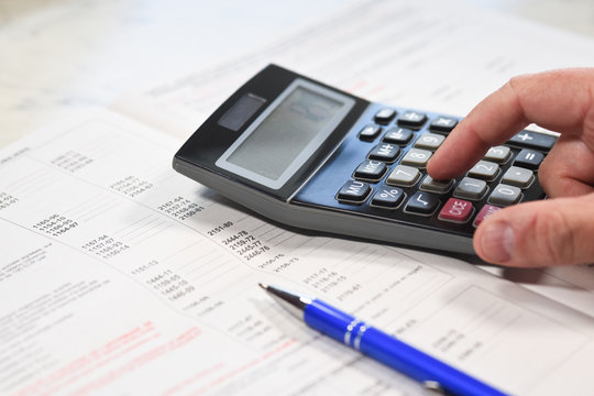 declaration, case, fiscalit&eacute;, imp&ocirc;ts, calcul, contributions