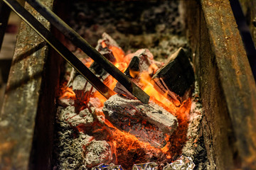 写真素材：焚き火、バーベキュー、炎、炭火、炭、キャンプ
