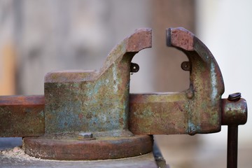 Schraubstock Metall Rost Outdoor Werkzeug Werkstatt Bokeh