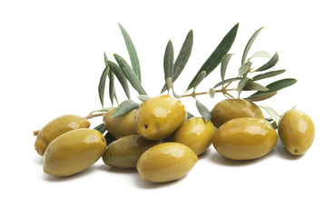 olives with leaves isolated