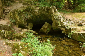 Moravian karst, springing the creek