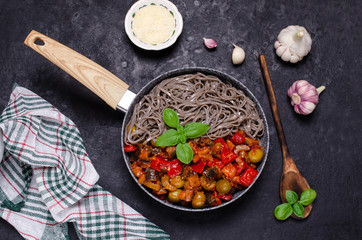 Buckwheat noodles with vegetables