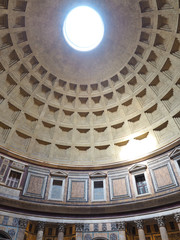 Pantheon, a popular tourist destination in Italy with beauty and elegance