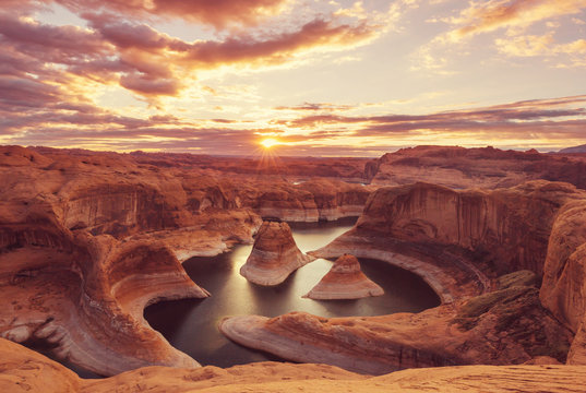 Reflection canyon