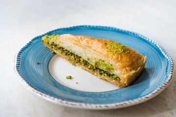 Turkish Baklava with Pistachio served with Plate / Havuc Dilimi.